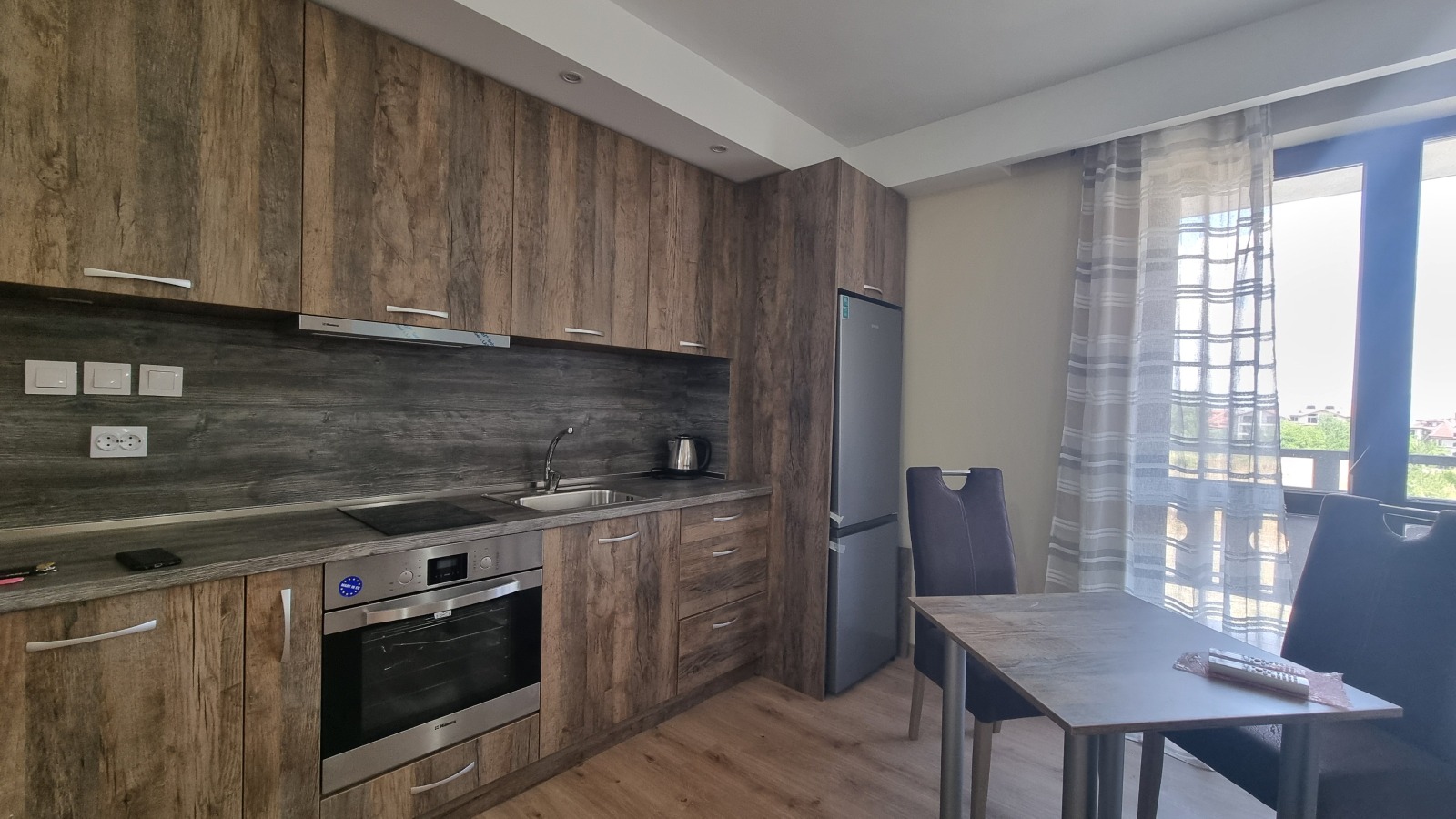 Продава 3-СТАЕН, гр. Банско, област Благоевград, снимка 3 - Апартаменти - 55172540
