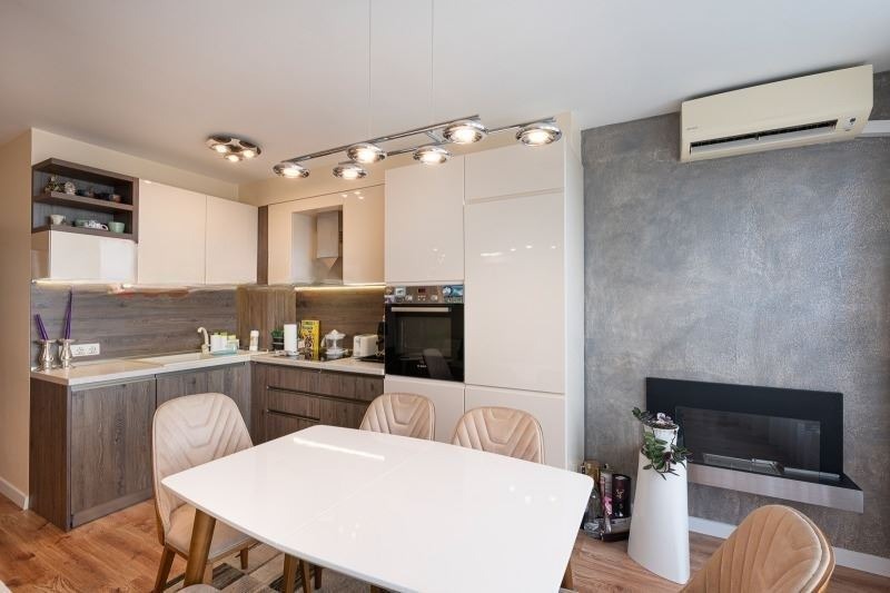 Продава 3-СТАЕН, гр. Варна, Бриз, снимка 4 - Апартаменти - 54516113