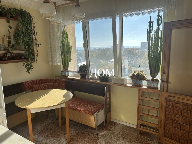 Продава 4-СТАЕН, гр. Шумен, Пазара, снимка 5 - Апартаменти - 52400911