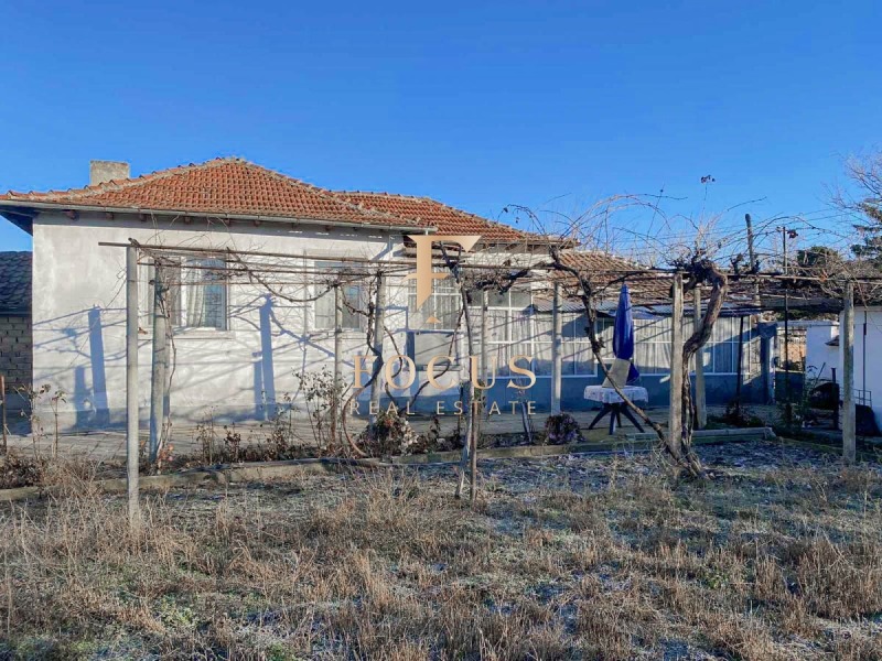 Продава  Къща, област Пловдив, с. Малък чардак • 45 000 EUR • ID 72892174 — holmes.bg - [1] 