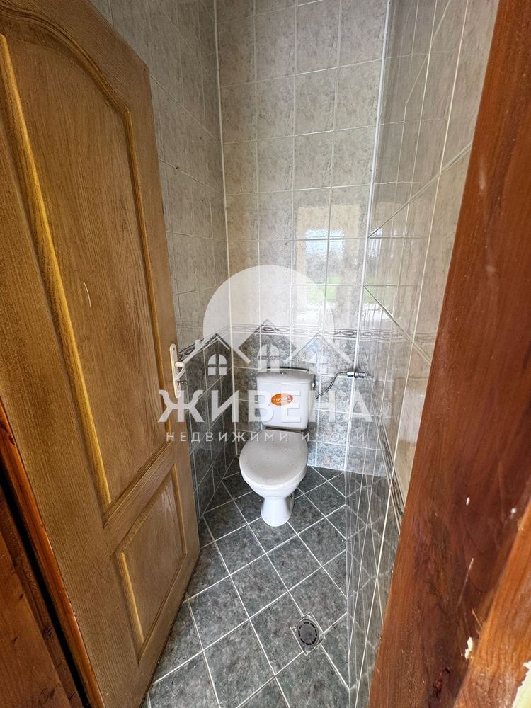 Продава КЪЩА, с. Соколово, област Добрич, снимка 14 - Къщи - 56130250
