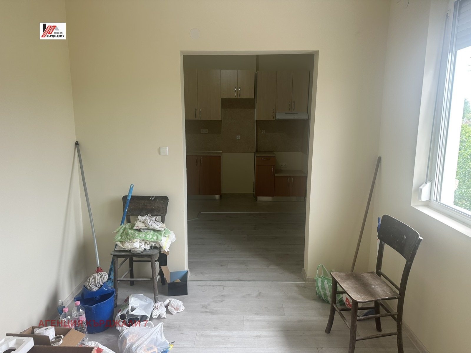 Продава 2-СТАЕН, гр. Кърджали, Център, снимка 6 - Апартаменти - 54695612