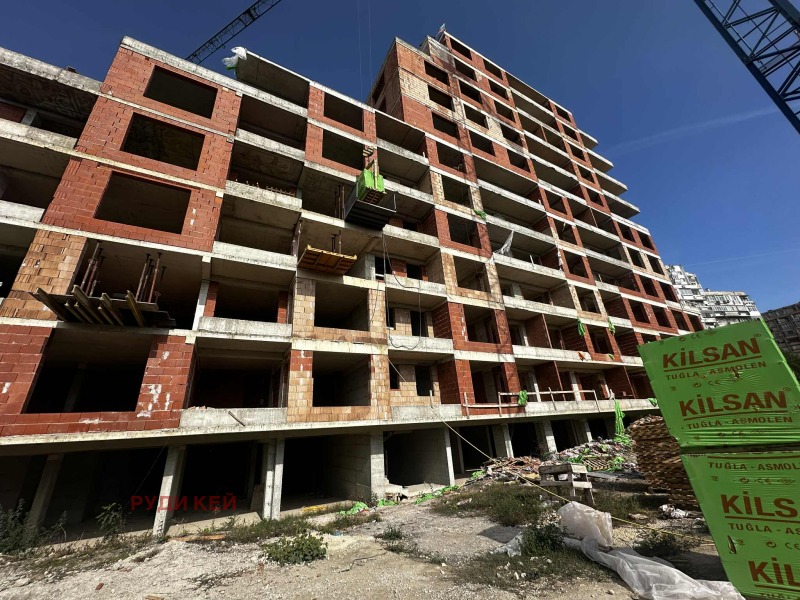 Продава 2-СТАЕН в град Варна, Възраждане 1 - 90 кв.м / 110 949 € » 216 997.38 лв., РУДИ КЕЙ
