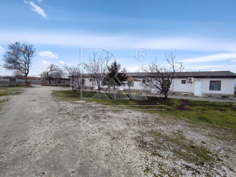 Продава ПРОМ. ПОМЕЩЕНИЕ в област Пловдив, с. Маноле - 192 кв.м / 180 000 € » 352 049.40 лв., РИМЕКС ИМОТИ