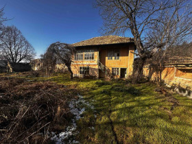 Hus Kochovo, region Shumen 1