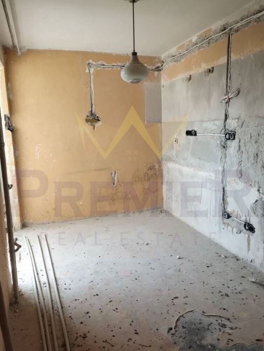 In vendita  1 camera da letto Burgas , Zornitsa , 56 mq | 56211140