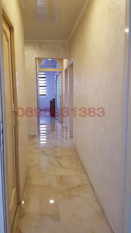 Продава МНОГОСТАЕН, гр. Шумен, 5-ти полк, снимка 5 - Апартаменти - 52781423