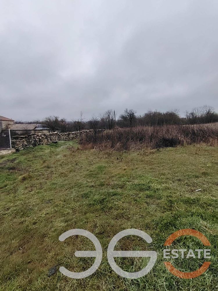 Продава ПАРЦЕЛ, с. Николаевка, област Варна, снимка 3 - Парцели - 53946157