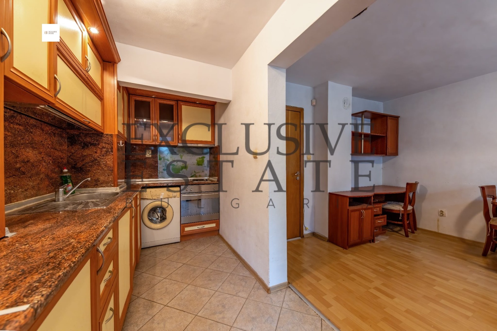 Продава 3-СТАЕН, гр. Варна, ВИНС-Червен площад, снимка 2 - Апартаменти - 55202191