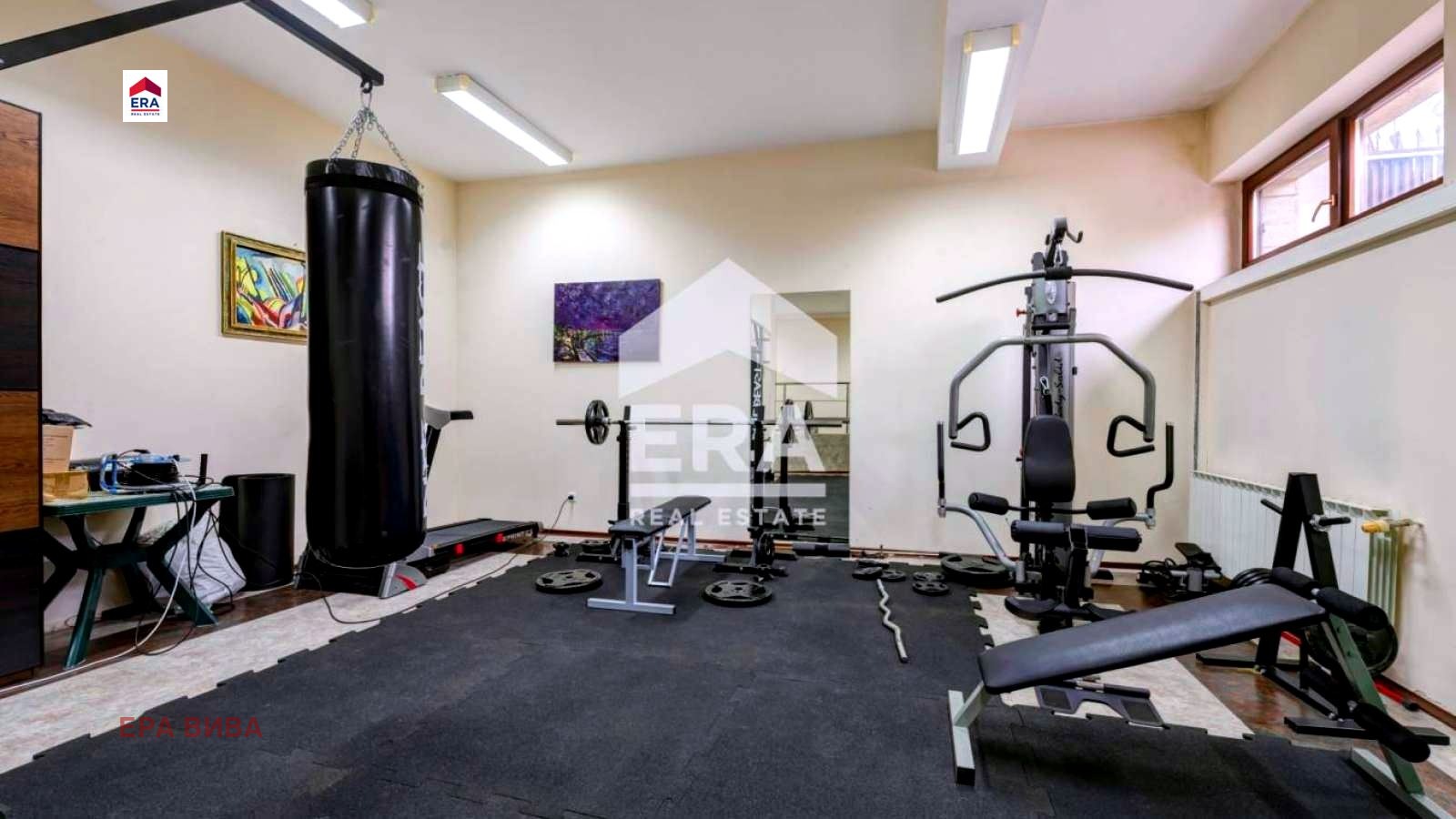 Продава КЪЩА, гр. София, в.з.Киноцентъра, снимка 17 - Къщи - 54337365