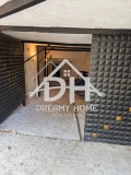 Продава  Гараж, Паркомясто област Кърджали , гр. Момчилград , 93 кв.м | 89406435