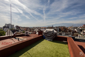 Maisonnette Banisjora, Sofia