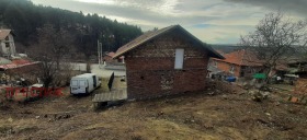 House Kladnitsa, region Pernik 3