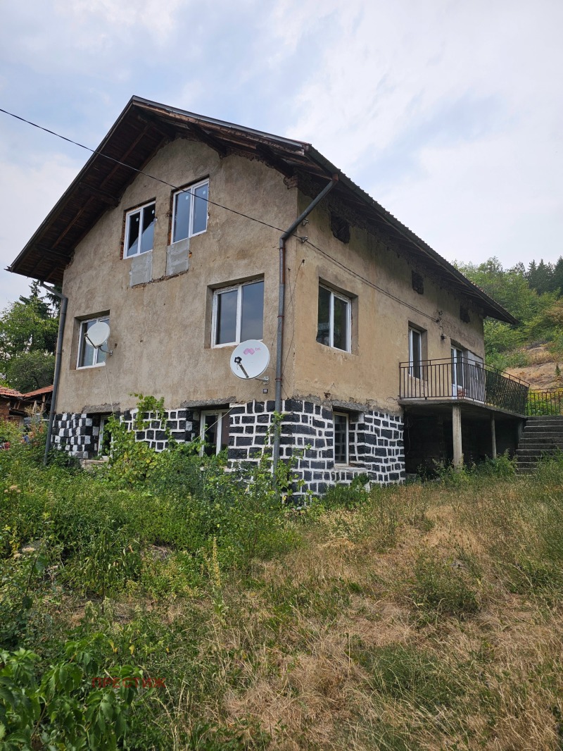 De vânzare  Casa regiunea Pernik , Cladnița , 200 mp | 52039338