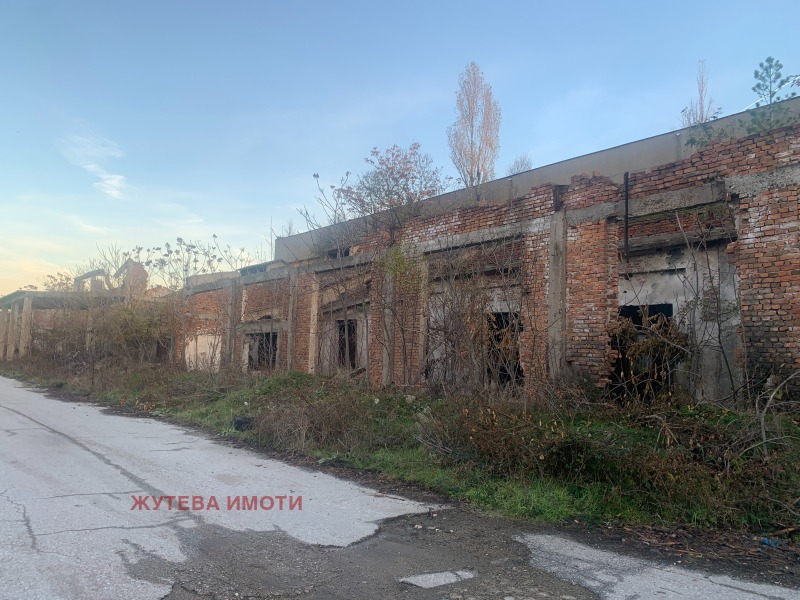 На продаж  Промислова будівля область Пловдив , Ведраре , 3547 кв.м | 15206119 - зображення [3]