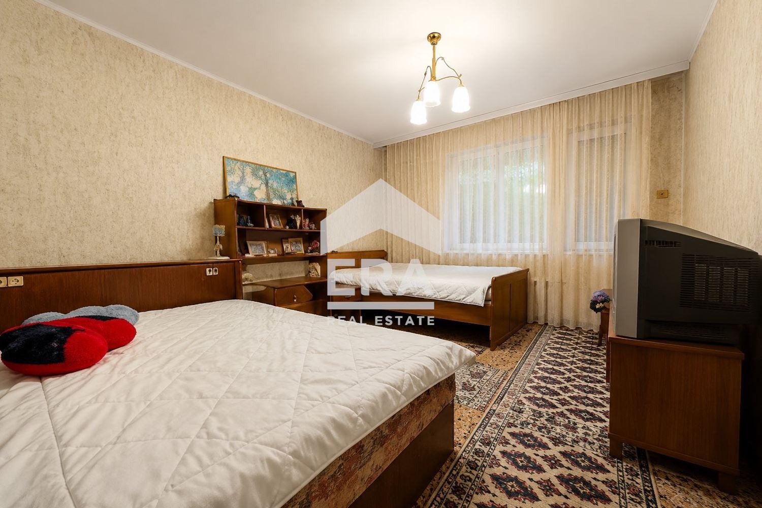 Продава КЪЩА, гр. Стражица, област Велико Търново, снимка 5 - Къщи - 55797654