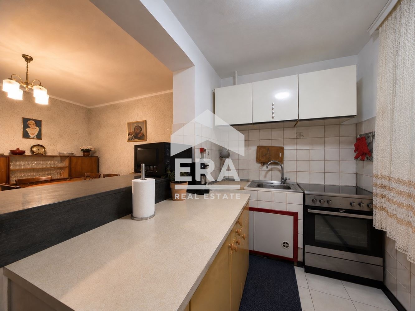Продава КЪЩА, гр. Стражица, област Велико Търново, снимка 9 - Къщи - 55797654