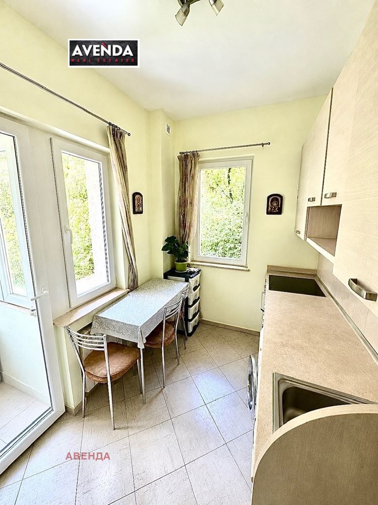 Продава 3-СТАЕН, гр. София, Докторски паметник, снимка 13 - Апартаменти - 54996037