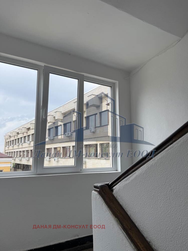 Продава 3-СТАЕН, гр. Шумен, Център, снимка 3 - Апартаменти - 55841486