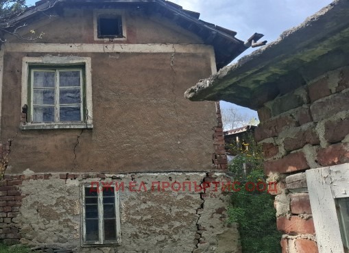 Продава КЪЩА, с. Расник, област Перник, снимка 4 - Къщи - 54602287