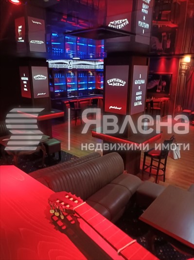 Продава ЗАВЕДЕНИЕ, гр. Варна, ВИНС-Червен площад, снимка 5 - Заведения - 53116849