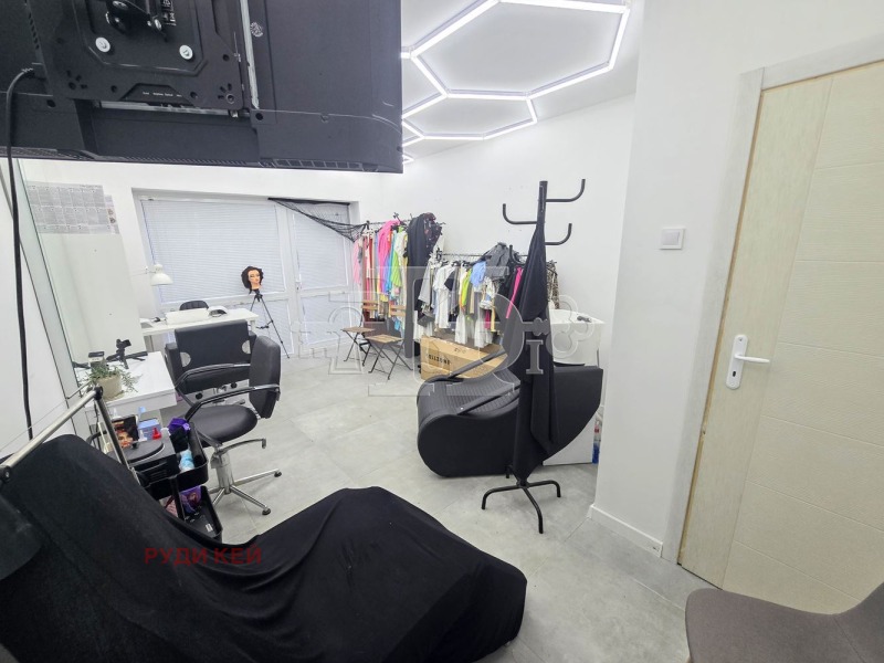 Продава ГАРАЖ, ПАРКОМЯСТО, гр. Варна, Аспарухово, снимка 4 - Гаражи и паркоместа - 52423933