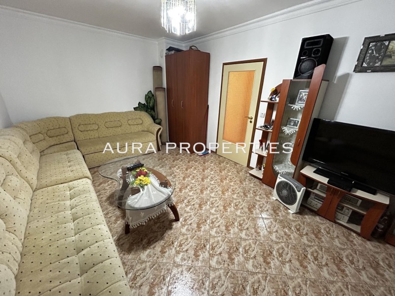 Na sprzedaż  1 sypialnia Razgrad , Orel , 72 mkw | 66470456 - obraz [12]