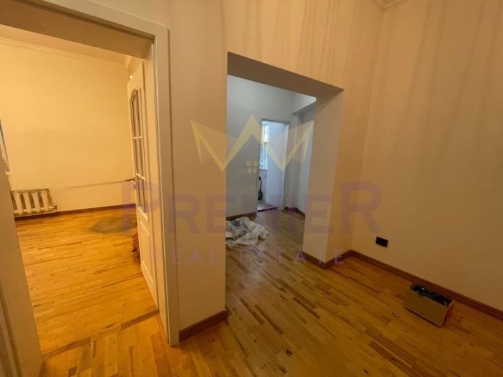 Продава 2-СТАЕН, гр. София, Център, снимка 3 - Апартаменти - 56530542