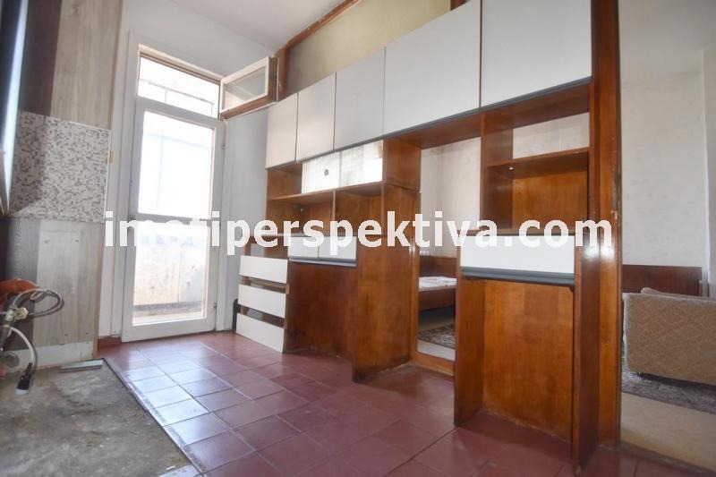 À venda  2 quartos Plovdiv , Trakiia , 94 m² | 79617135 - imagem [2]