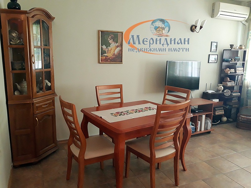 En venta  2 dormitorios Dobrich , Tsentar , 121 metros cuadrados | 99171586