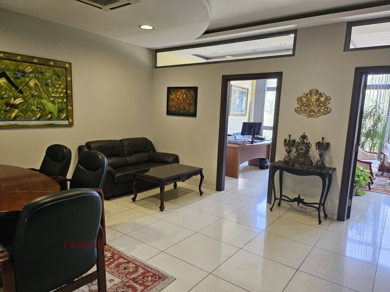 Продава  Офис град Пловдив , Център , 100 кв.м | 95954220