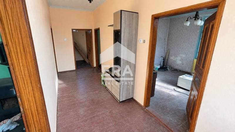Продава КЪЩА, с. Върбица, област Велико Търново, снимка 5 - Къщи - 56677551