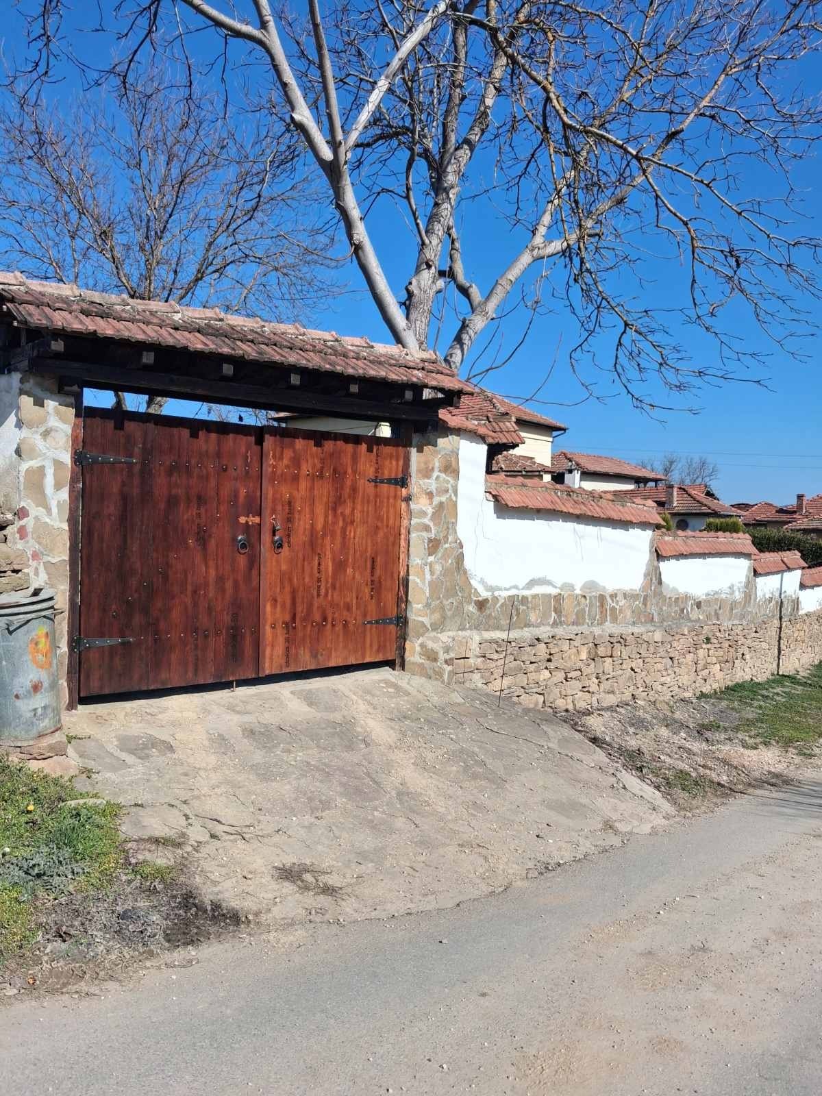 Продава КЪЩА, с. Голец, област Ловеч, снимка 2 - Къщи - 53863509