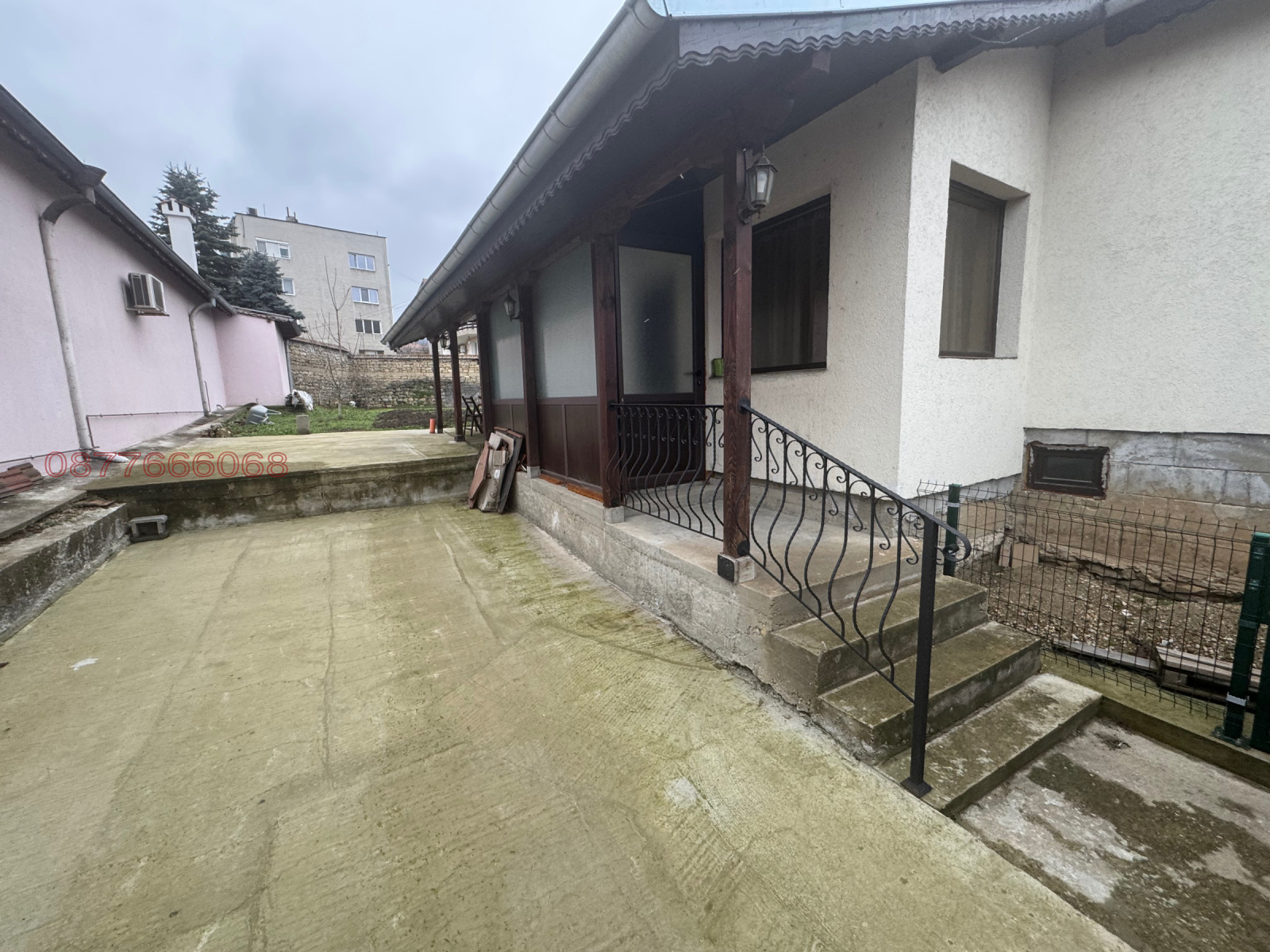 Продава КЪЩА, гр. Лясковец, област Велико Търново, снимка 2 - Къщи - 54073577