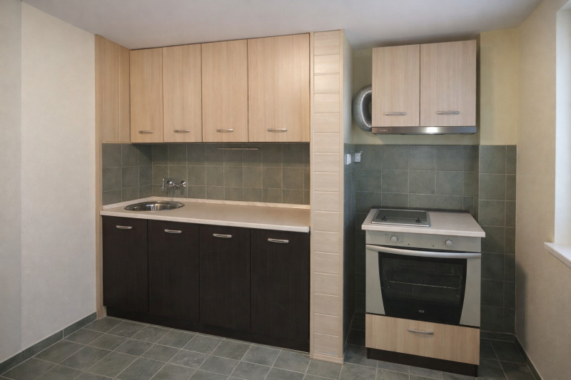 Дава под наем 2-СТАЕН, гр. София, Света Троица, снимка 4 - Апартаменти - 52872312