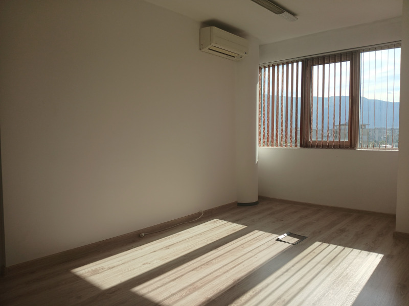 Kiralık  Ofis Sofia , Hipodruma , 43 metrekare | 20722660 - görüntü [5]