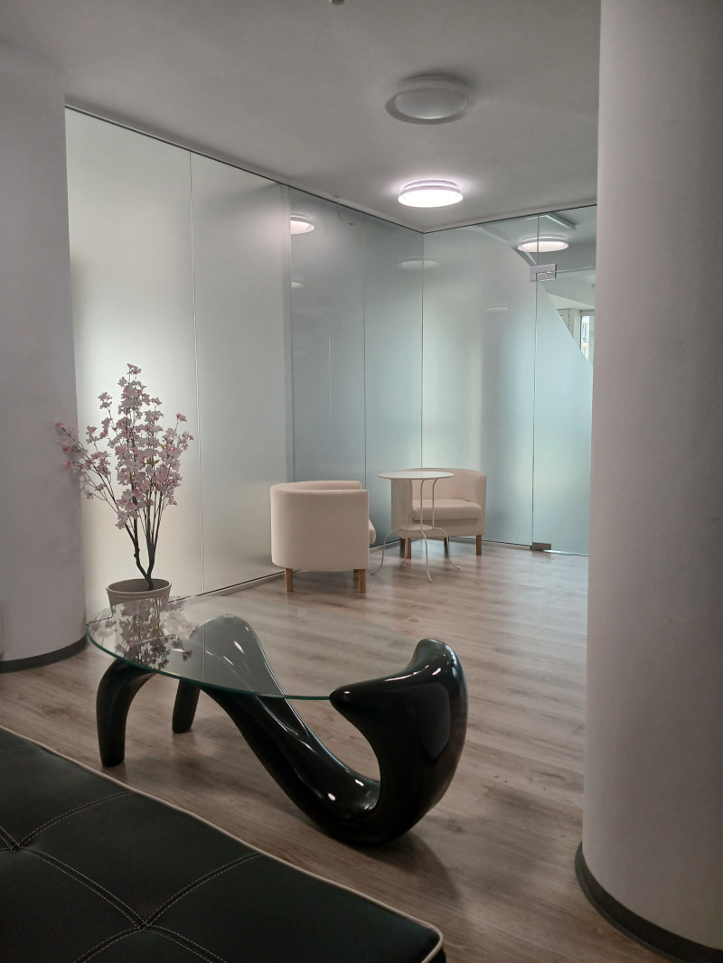 Kiralık  Ofis Sofia , Hipodruma , 43 metrekare | 20722660 - görüntü [2]