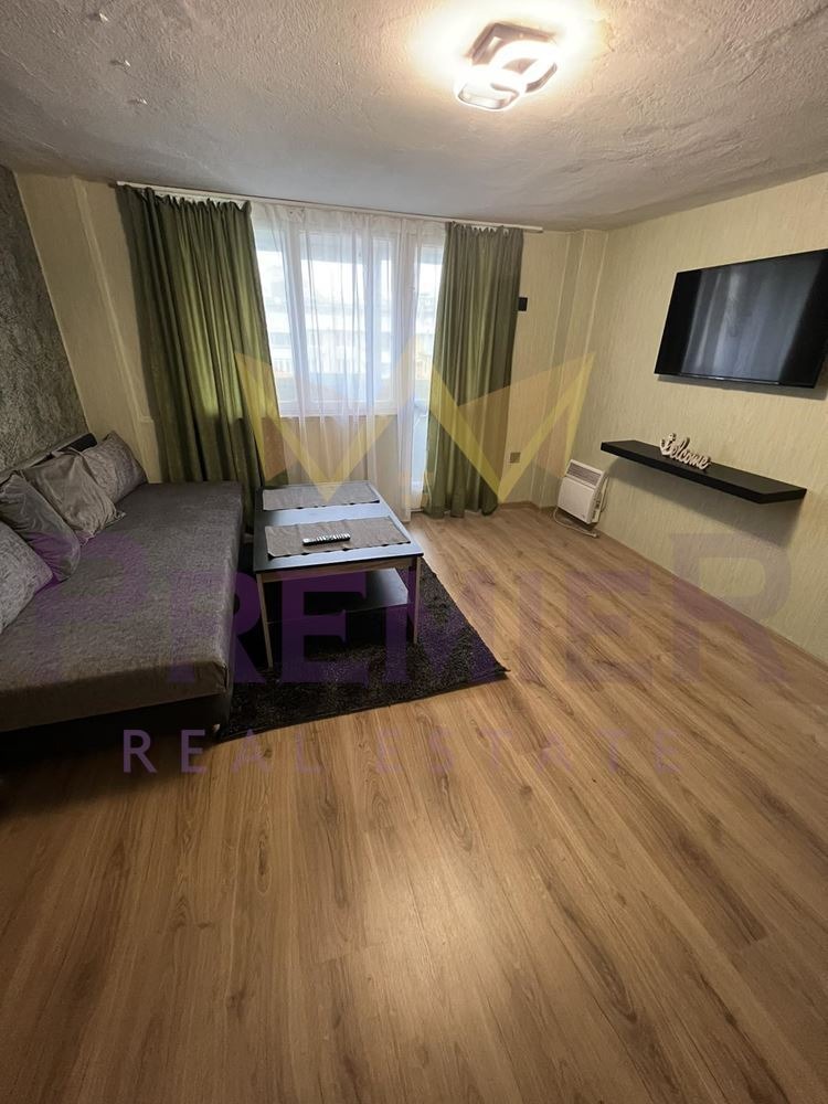 Дава под нем  1-стаен, град Варна, ВИНС-Червен площад •  175 EUR • ID 53510276 — holmes.bg - [1] 