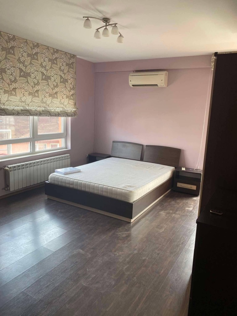 Дава под нем  3-стаен, град София, Дървеница •  750 EUR • ID 37716373 — holmes.bg - [1] 