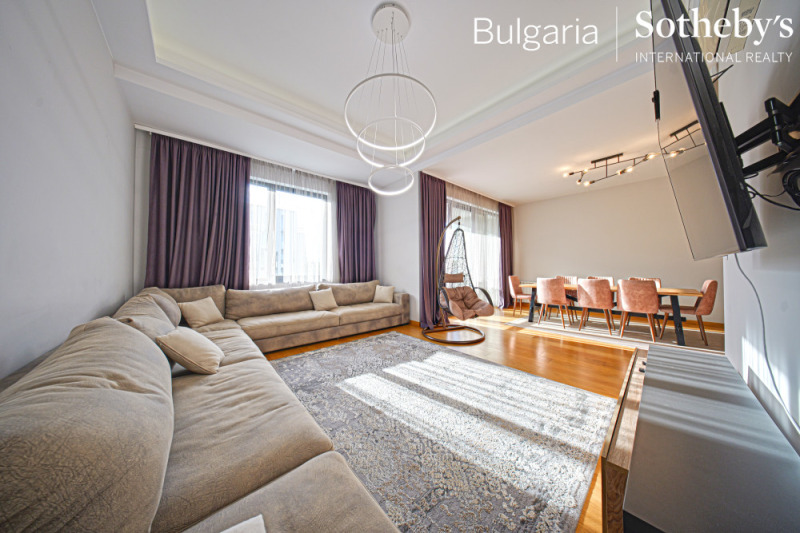 Para alugar  Mais de 3 quartos Sofia , Lozenec , 246 m² | 26916809