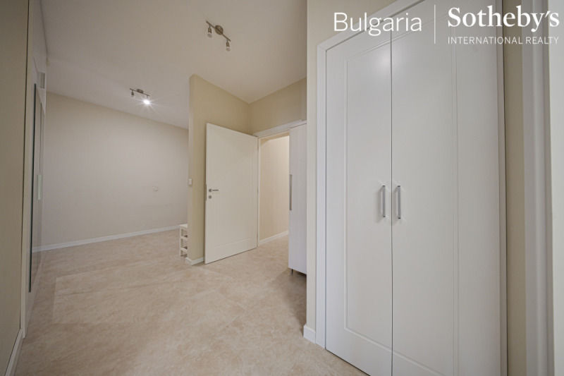 В аренду  3+ спальни София , Лозенец , 246 кв.м | 42746732 - изображение [14]