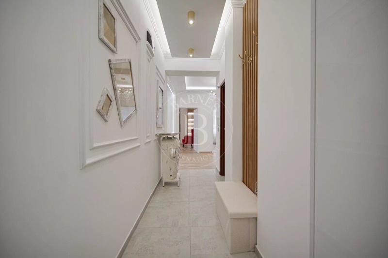 Издаје се  3 спаваће собе Софија , Центар , 110 м2 | 33590407 - слика [14]
