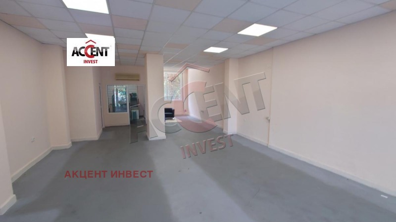 Дава под наем МАГАЗИН, гр. Варна, Автогара, снимка 2 - Магазини - 52983936