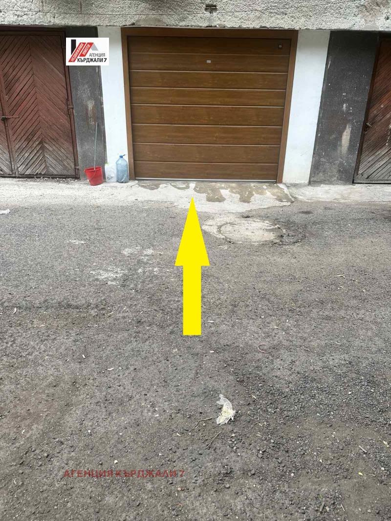 Te huur  Garage Kardzjali , Tsentar , 22 m² | 93415892