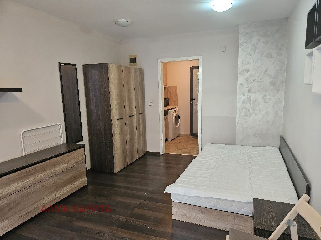 Дава под наем 1-СТАЕН, гр. София, Изгрев, снимка 2 - Апартаменти - 56358363