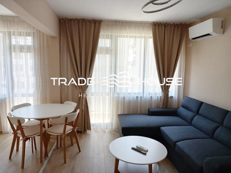 Издаје се  1 спаваћа соба Пловдив , Каршијака , 62 м2 | 80593877