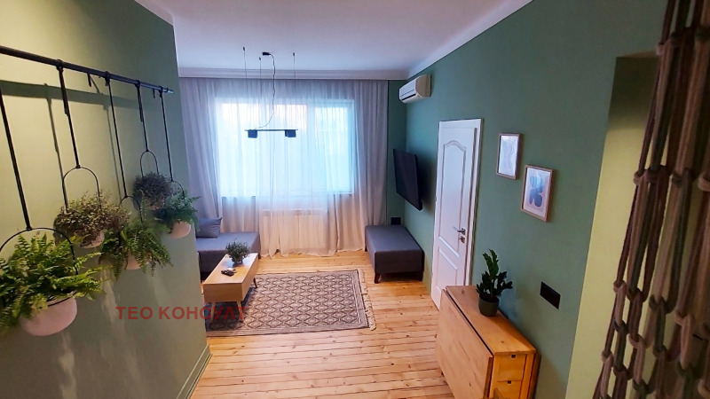 Zu vermieten  1 Schlafzimmer Sofia , Zentar , 58 qm | 38230599 - Bild [3]