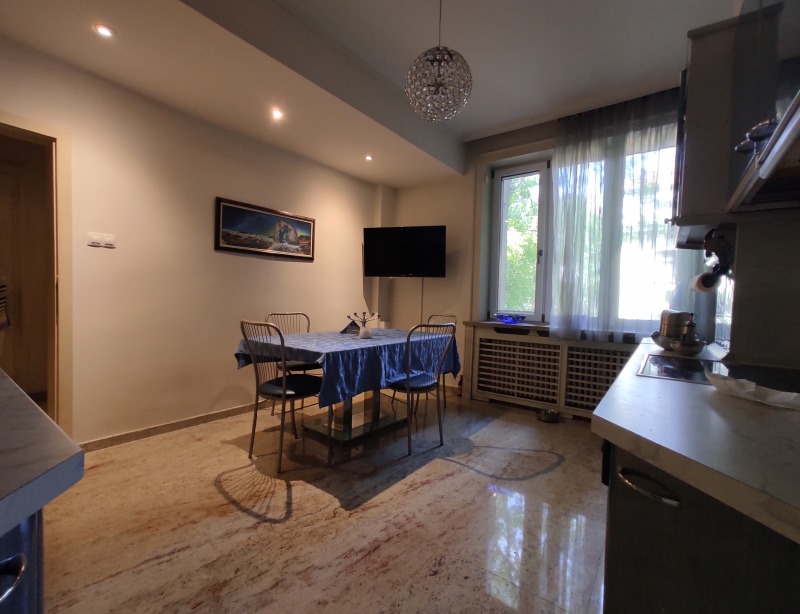 For Rent  2 bedroom Sofia , Oborishte , 110 sq.m | 69292193 - image [11]