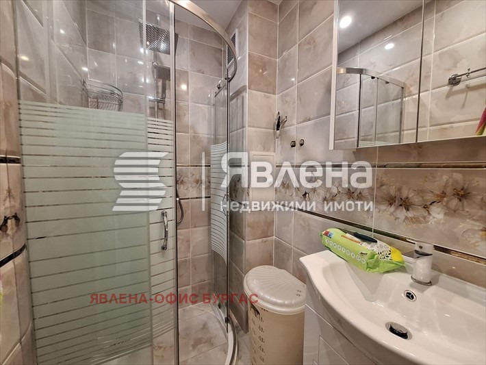 Дава под наем 3-СТАЕН, гр. Бургас, Славейков, снимка 11 - Апартаменти - 53344456