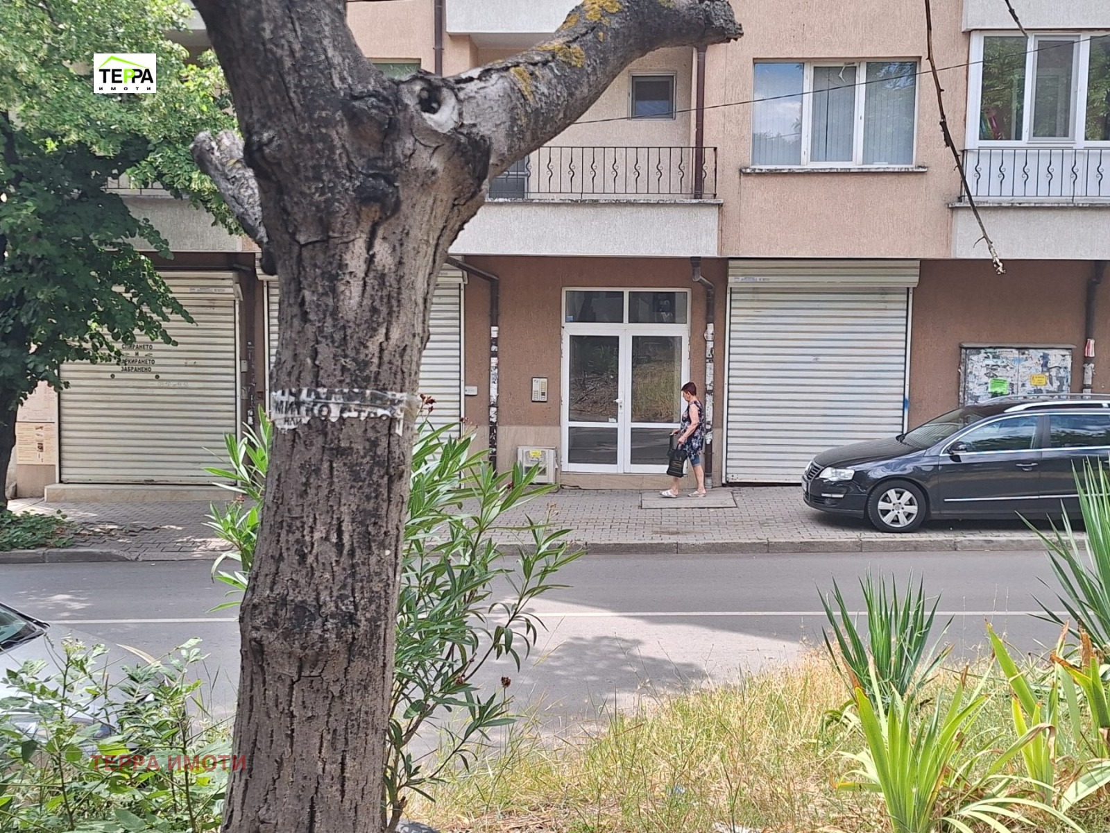 Дава под наем ГАРАЖ, ПАРКОМЯСТО, гр. Стара Загора, Аязмото, снимка 2 - Гаражи и паркоместа - 55394581